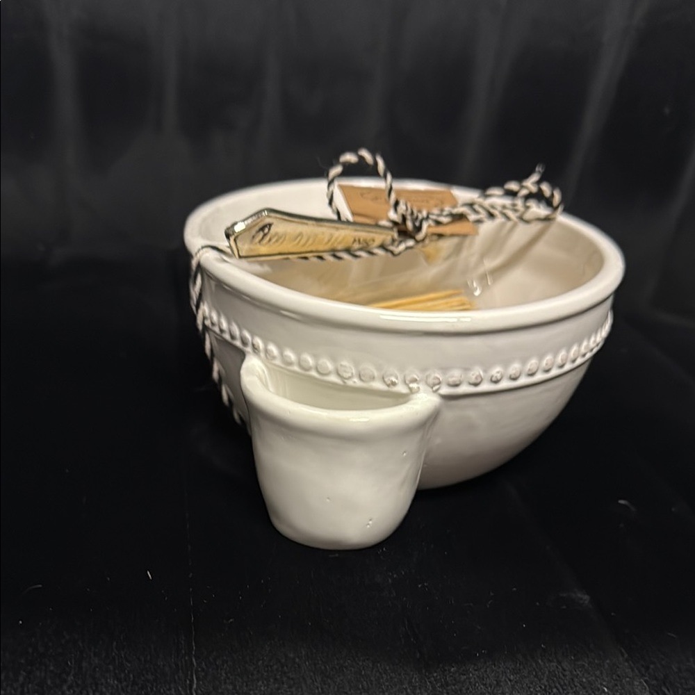 New Mud Pie Olive ever wanted ceramic olive Bowl with fork - Picture 3 of 6
